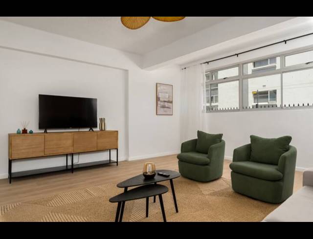 2 BEDROOM APARTMENT TO LET IN GREEN POINT